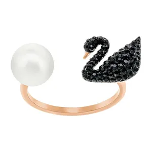 Swarovski Pierścionek 5296470
